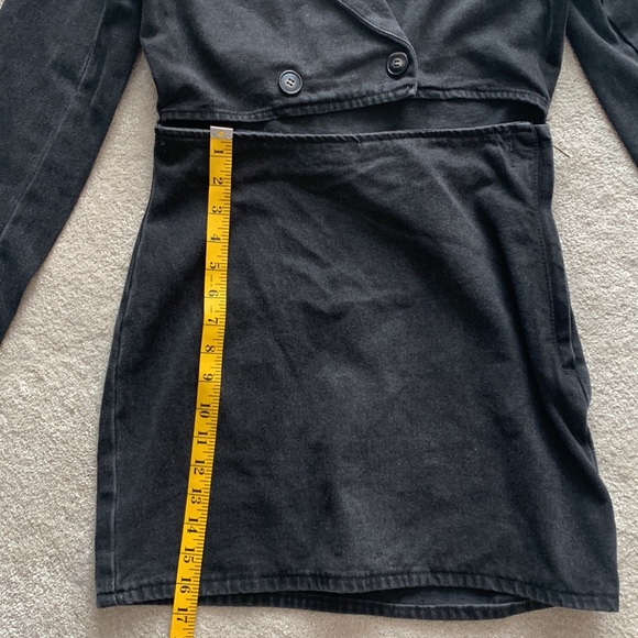 Pretty Little Thing Long Sleeve Dress - Picture 5 of 9